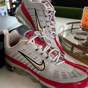 Women’s Nike Air Vapormax 360